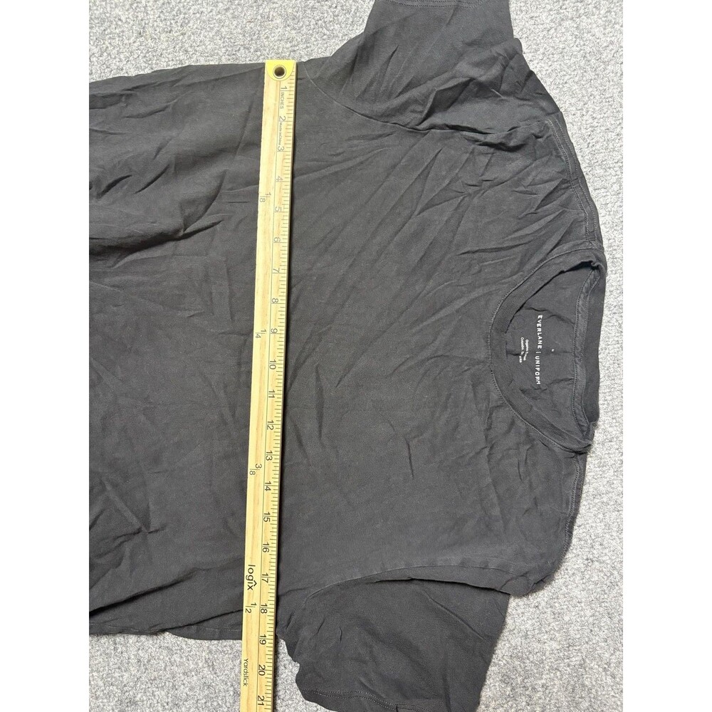Everlane Uniform Shirt Mens M Black Crew Neck Organic Cotton Tagless Logo Tee - Picture 4 of 5